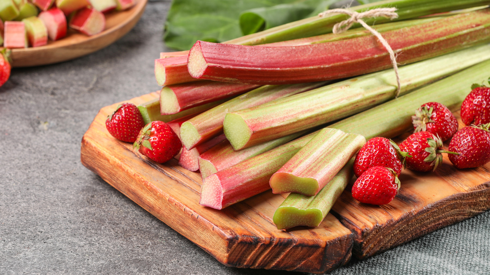 Why You're Less Likely To Enjoy Rhubarb In Southern States - Tasting Table