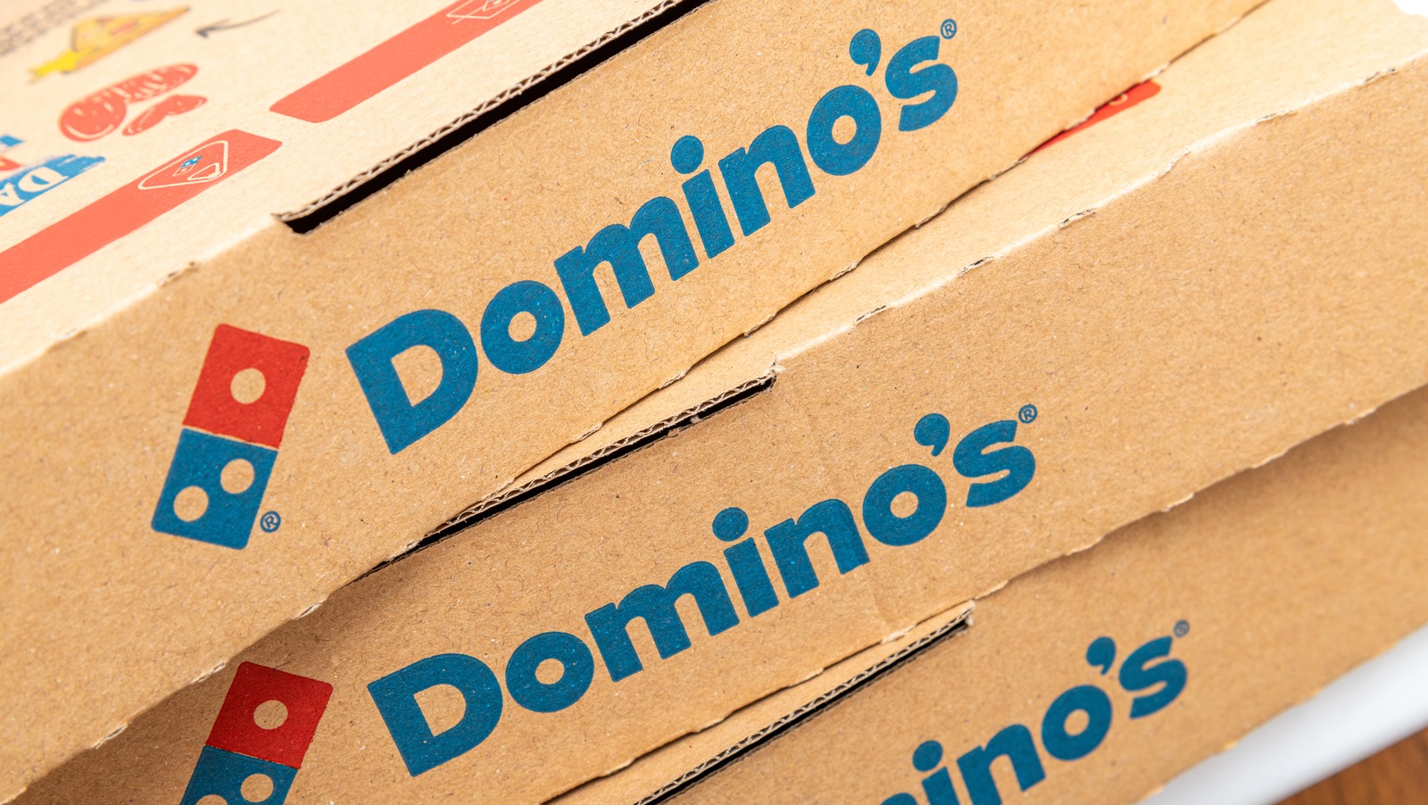 Domino's Debuts FirstOfItsKind Apple CarPlay Ordering App