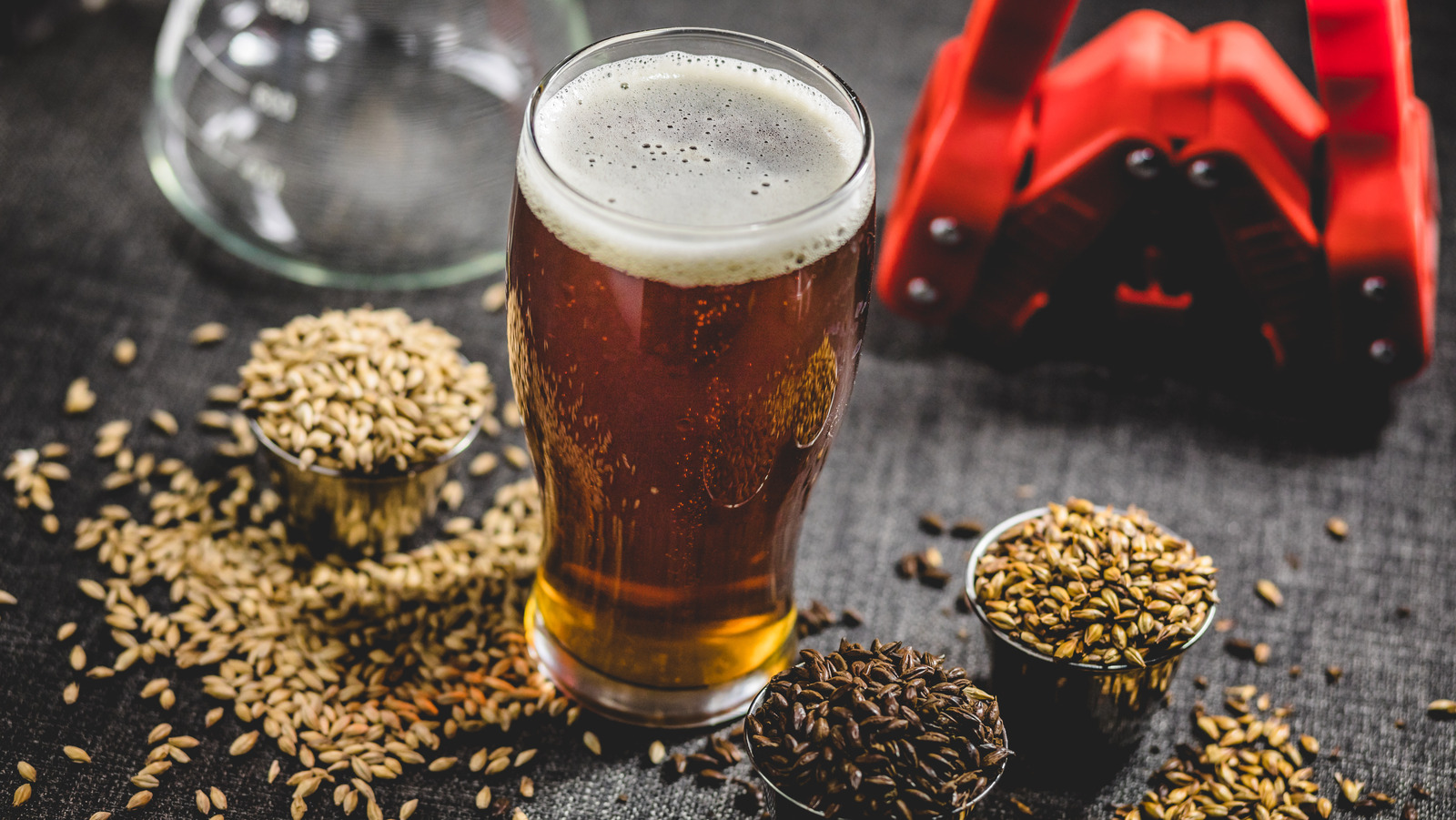 Don't Homebrew Beer Without The Right Bottling Equipment