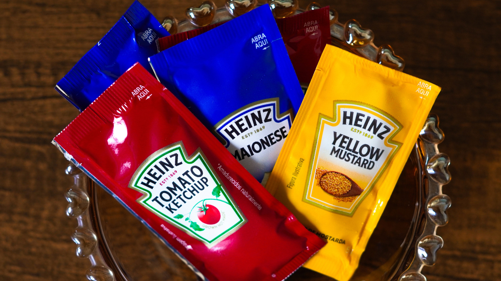 Don't Let Condiment Packets Fall All Over Your Fridge: There's A Smarter Way To Keep Them Tidy