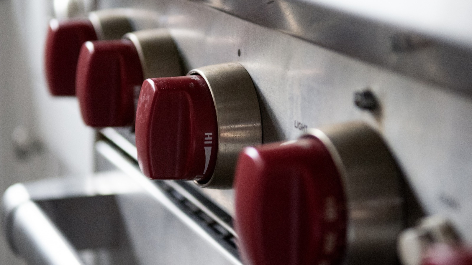 Don't Overlook The Knobs When Cleaning Your Oven