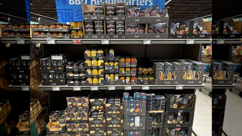 An endcap at an Aldi with a charcuterie display