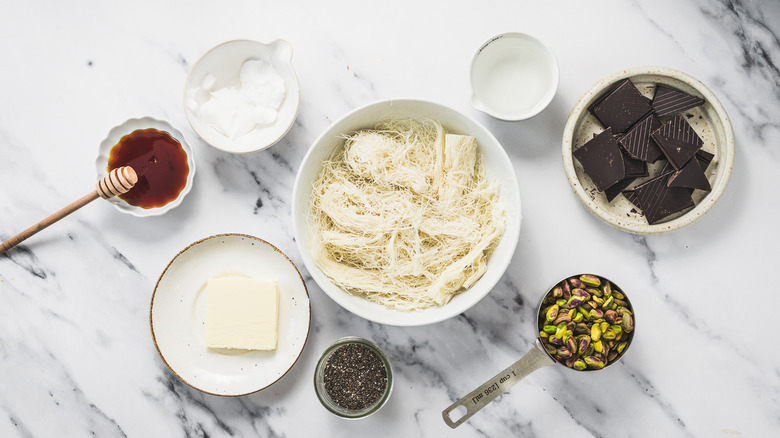 Ingredients for this Dubai chocolate pistachio chia pudding.