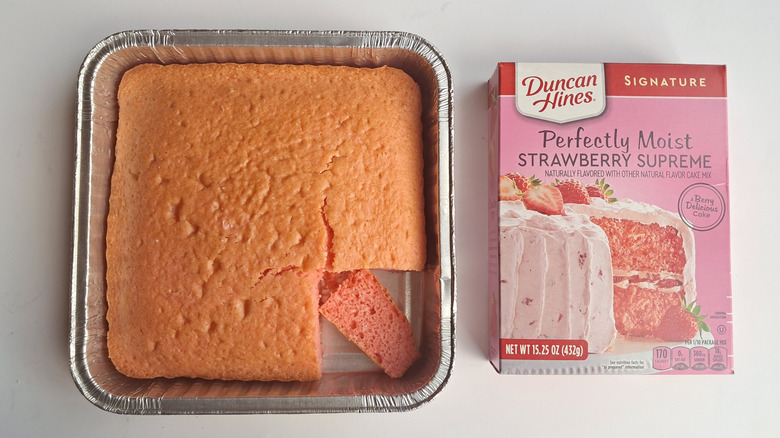 Strawberry Supreme mix box and strawberry cake