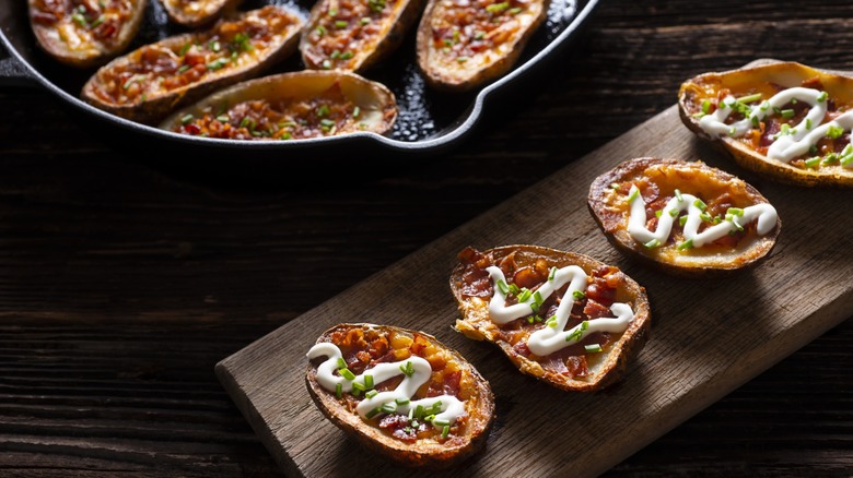 Potato skins with sour cream