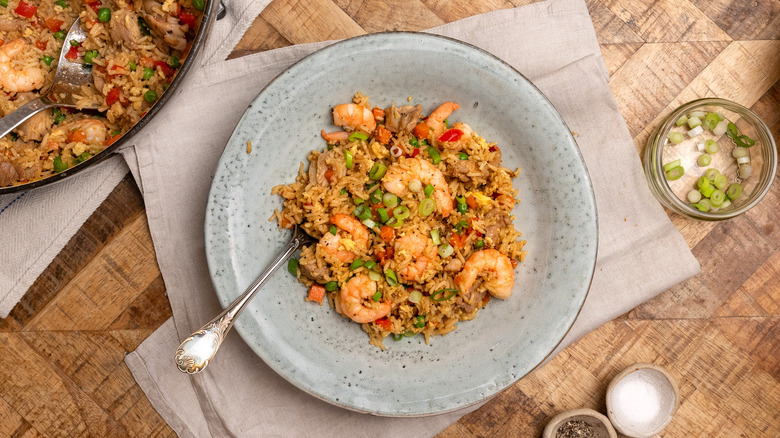 chicken and shrimp fried rice
