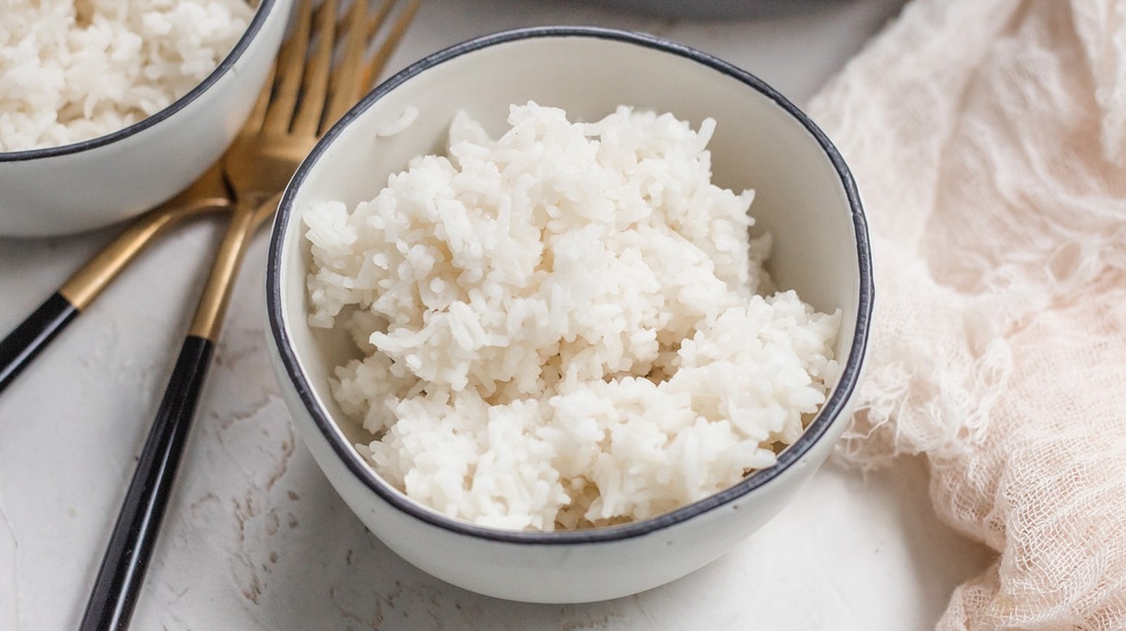 https://www.tastingtable.com/img/gallery/easy-instant-pot-rice-recipe/l-intro-1661708815.jpg