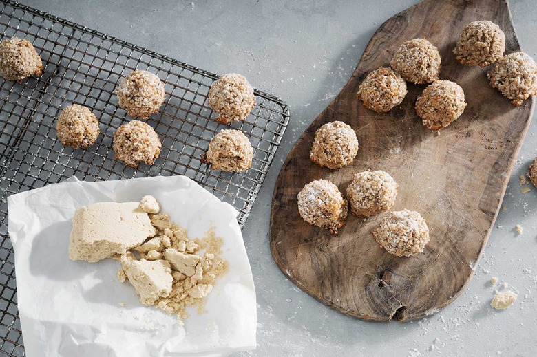 Coconut Macaroons for Passover Recipe