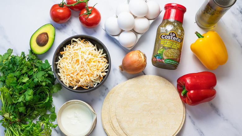 Ingredients for this easy tortilla breakfast casserole.