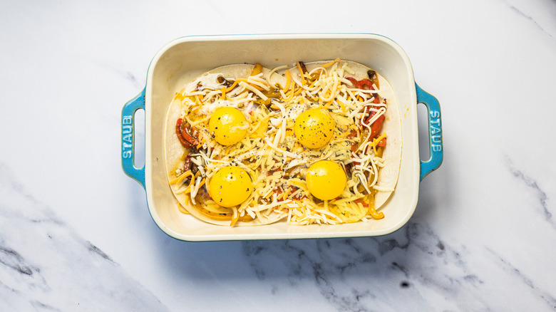 Casserole with 1 layer.