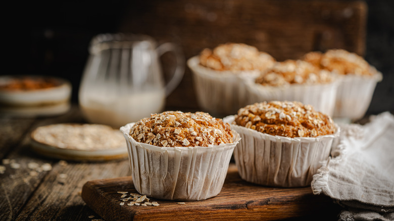 Flaxseed and oat muffins