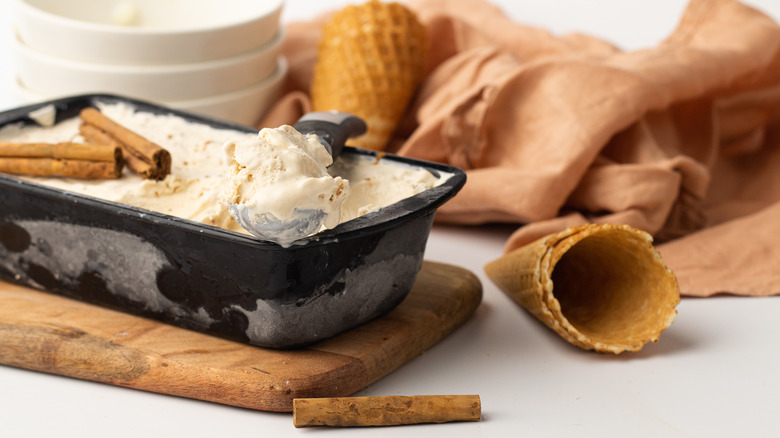 eggnog ice cream with cones