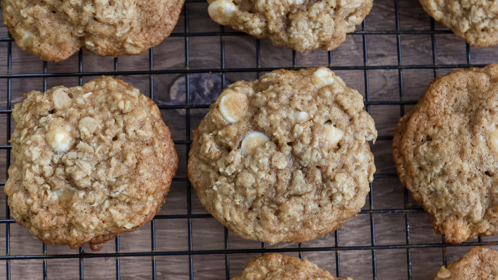 Elevate Oatmeal Cookies With 2 Ingredients For An Indulgent Fall-Inspired Treat