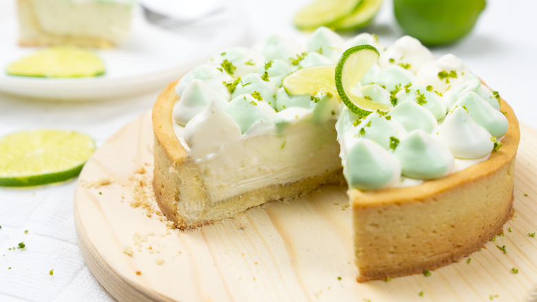 Key lime pie with slice missing