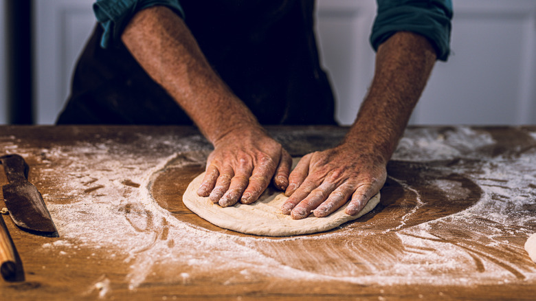 forming pizza dough