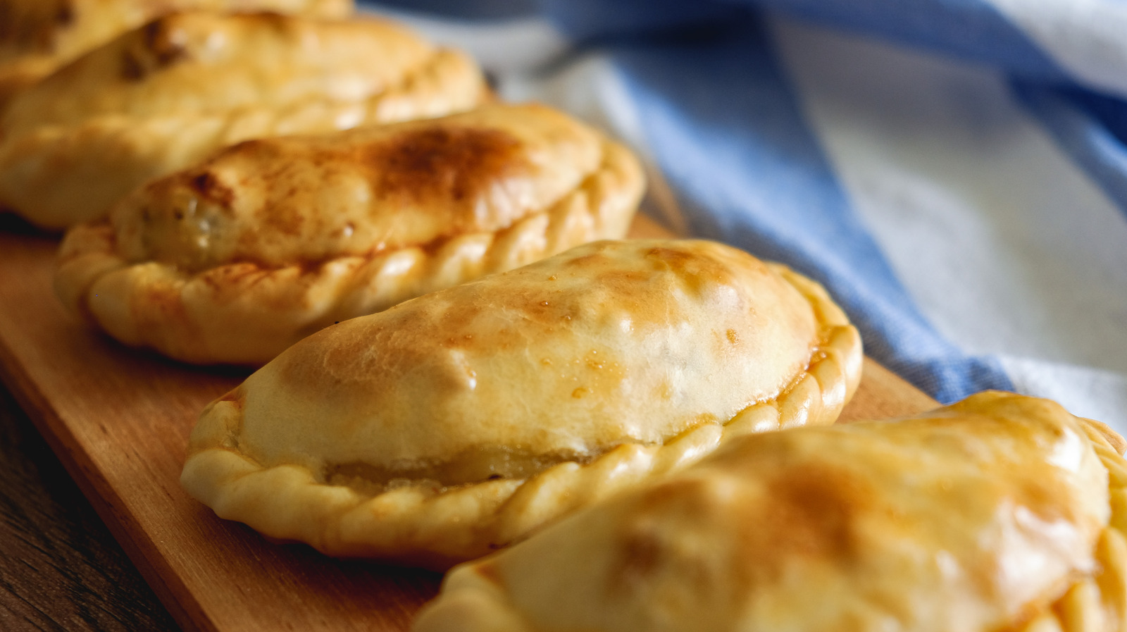 Repulgue Empanada Tip: The Repulgues Will Tell You A Lot About Your Next Bite