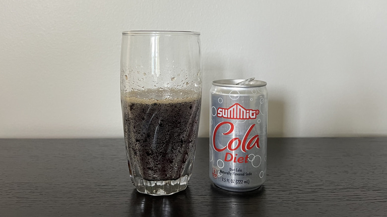 Aldi Summit diet cola in a glass.