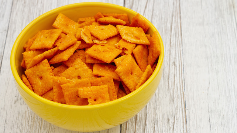 square cheese crackers in bowl