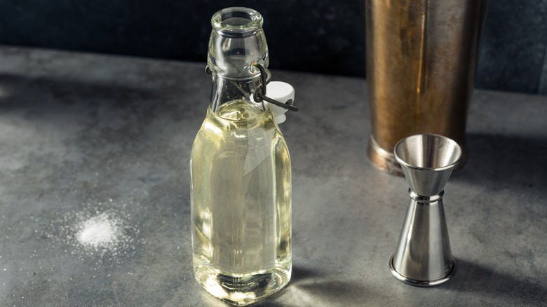 simple syrup in bottle