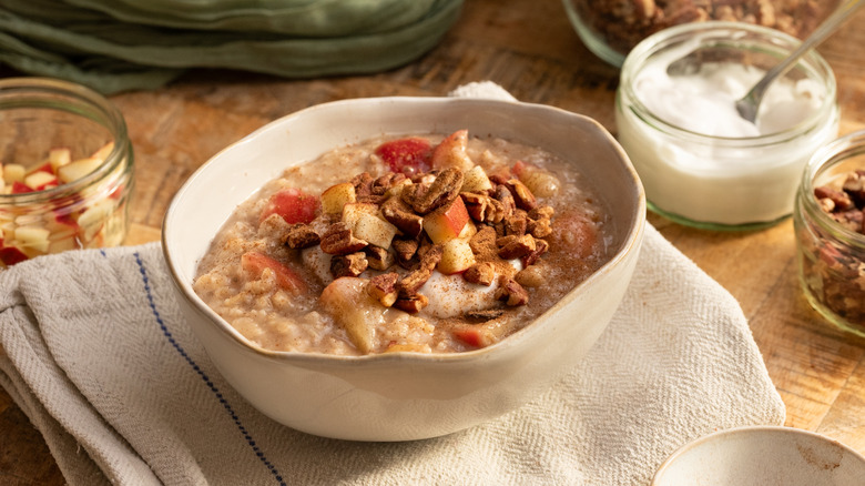 stovetop apple cinnamon oatmeal