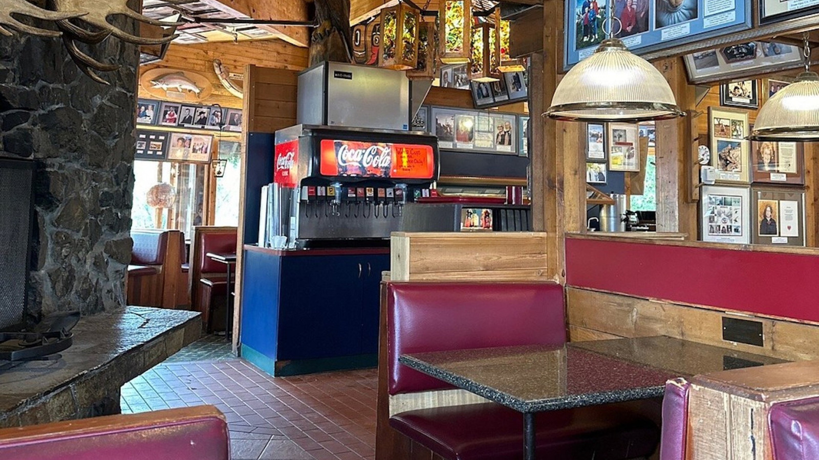 The Fast Food Restaurant You Can't Find Outside Of Alaska Serves Burgers Next To A Cozy Fireplace
