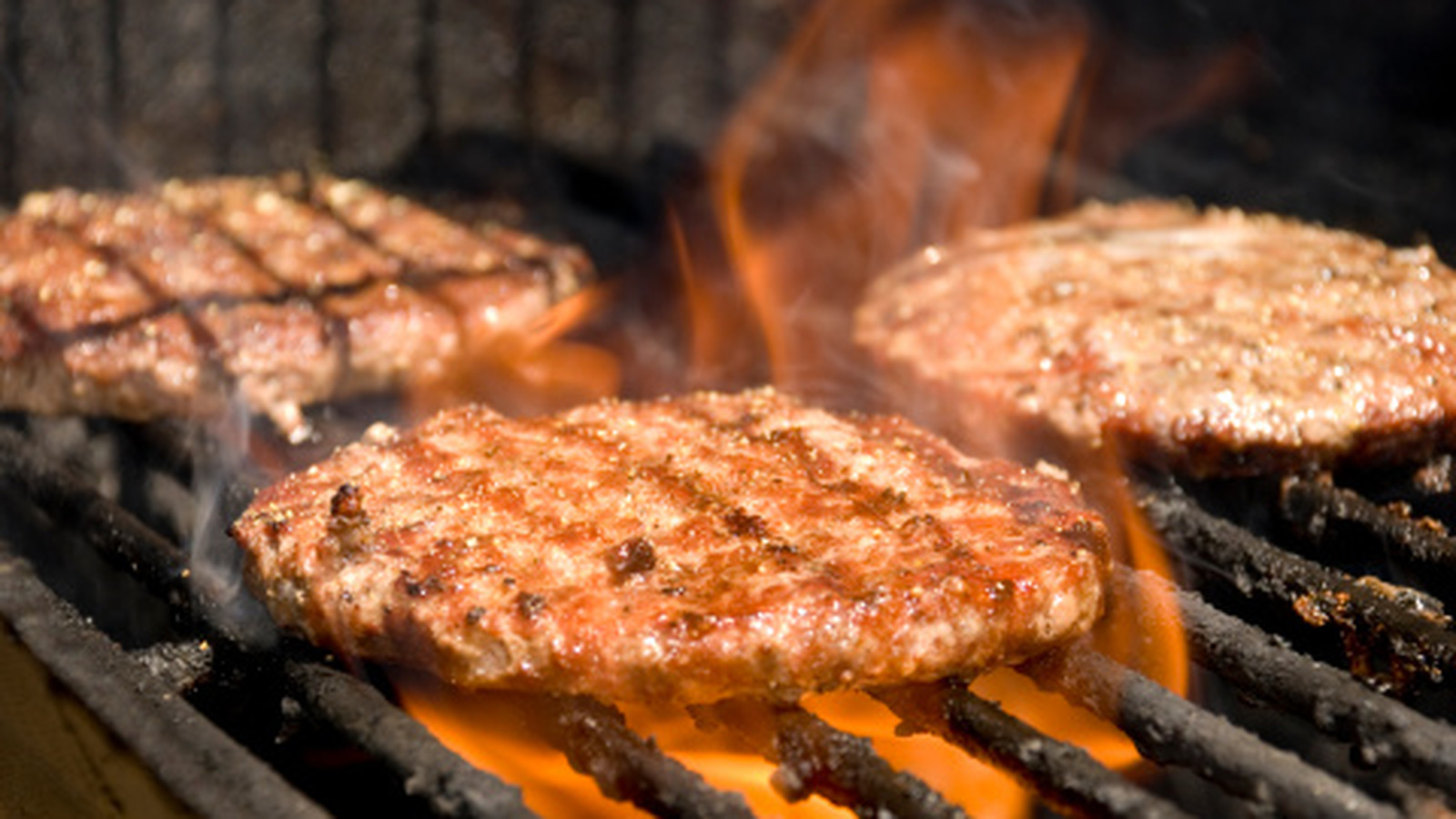 The Difference Between Burger King And Habit Char-Broiled Burgers