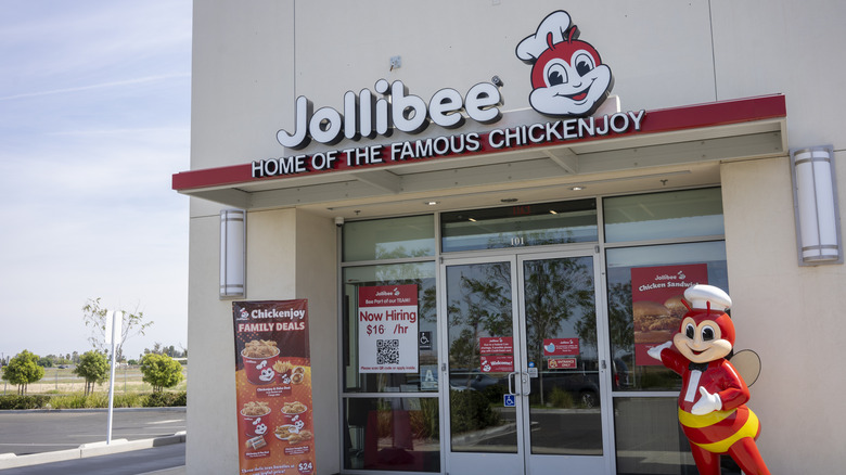 Fast food chicken chain Jollibee restaurant building