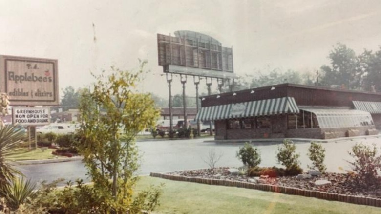 The first Applebee's in Decatur, Georgia