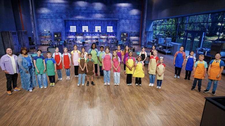 The cast of Baking Championship: Next Gen all together on set