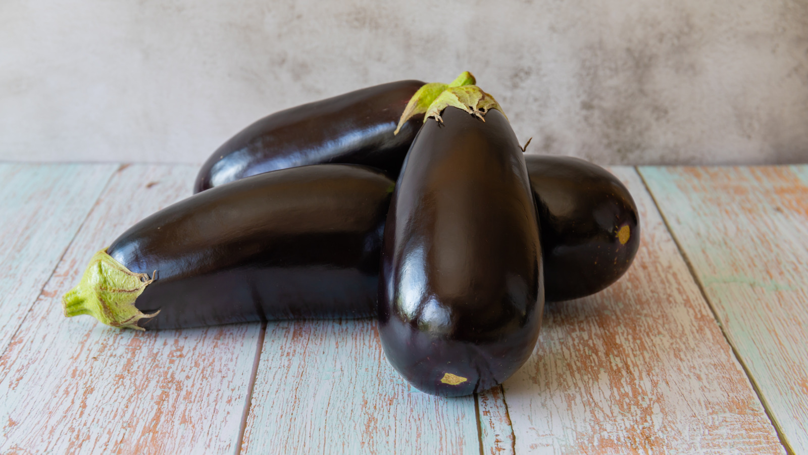 For A GlutenFree Burger, Ditch The Buns For Eggplant