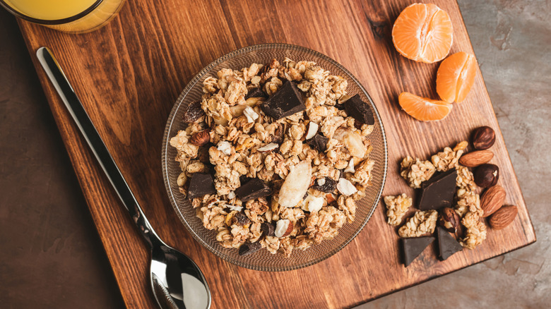 A bowl of granola