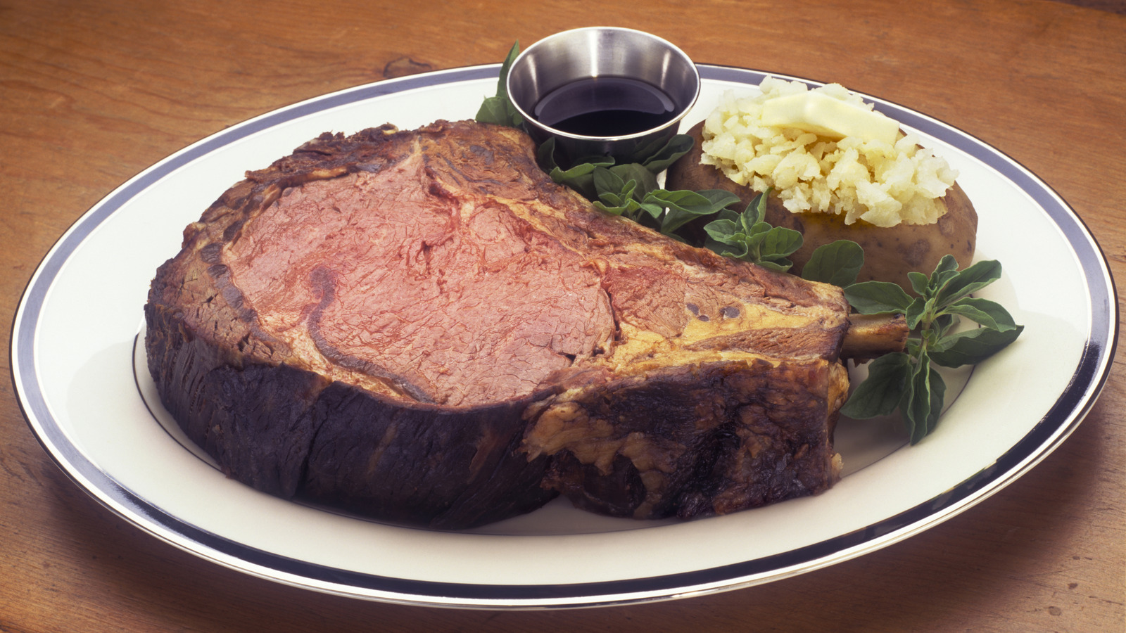 For Perfect Prime Rib Every Time, Always Use This Kitchen Tool - Tasting Table
