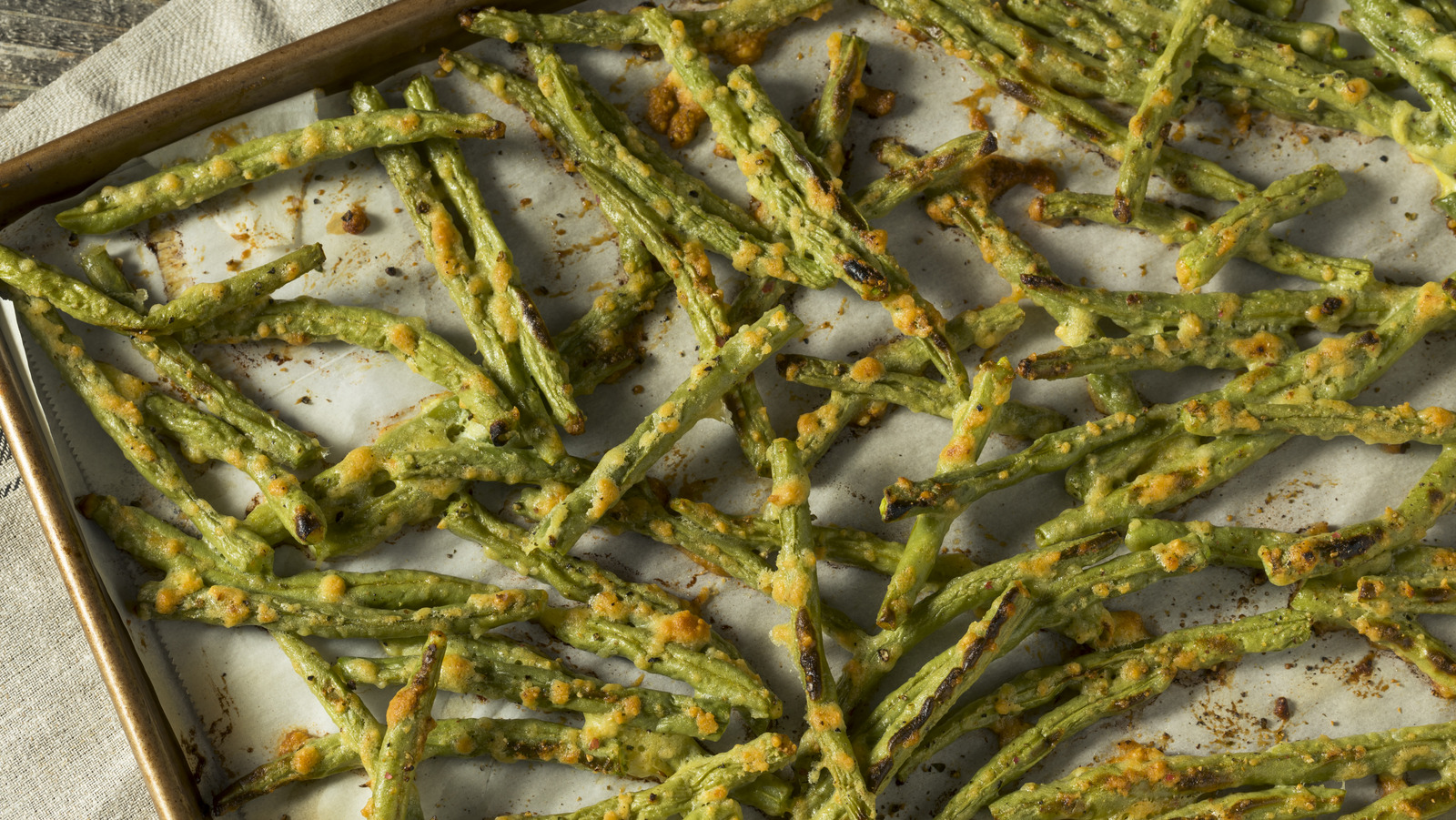 For Perfectly Crispy Yet Tender Green Beans, Roast Them In The Oven