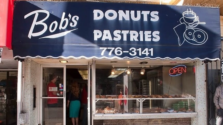 The exterior of Bob's Donuts showing the iconic navy overhang
