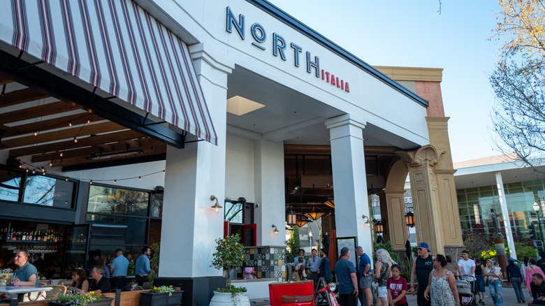 the outside of a North Italia location