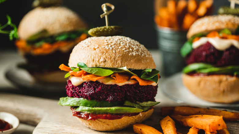 For The Juiciest Burgers You've Ever Had, Add This Umami Ingredient To Your Mixture