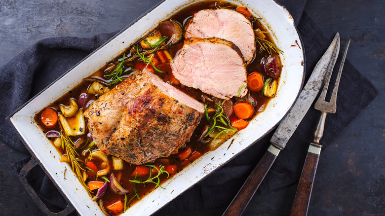 Braised pork with vegetables
