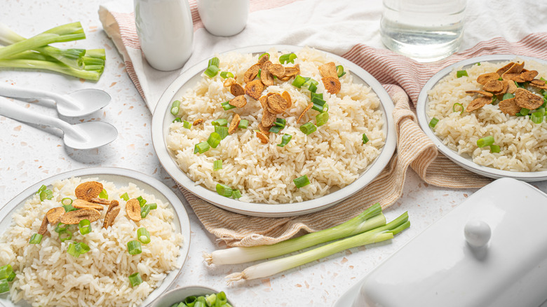 served garlic butter white rice