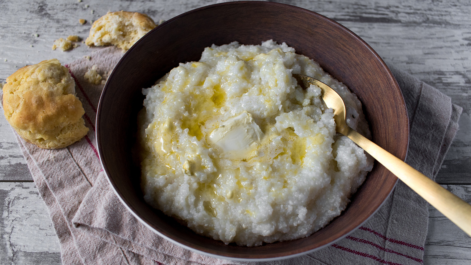 For Unbelievably Tangy Grits, Cook Them In Buttermilk