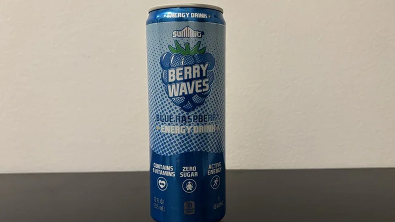 A can of Aldi's Summit Berry Waves Blue Raspberry Energy Drink