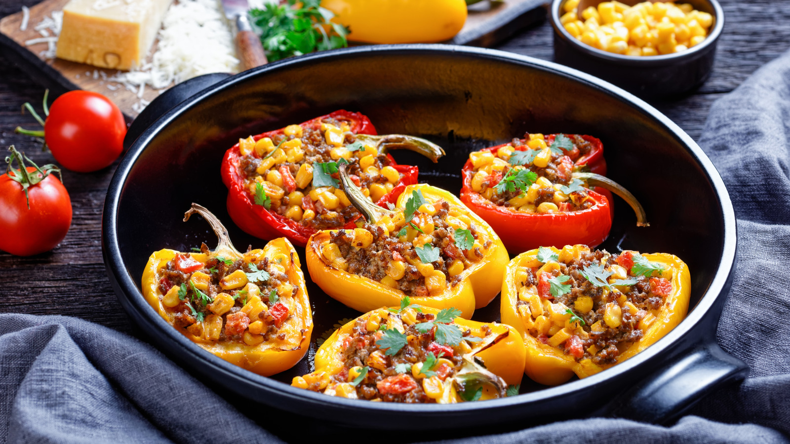 Forget Peppers. Make Onions Your Go-To Ingredient For Savory Stuffed Dinners