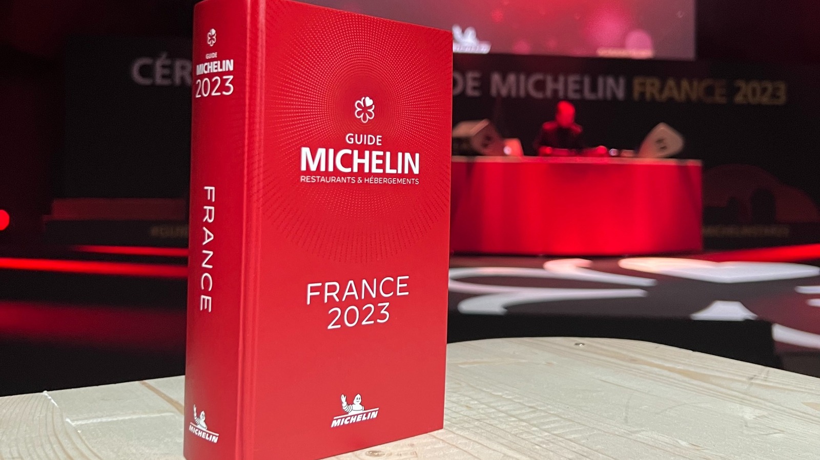 Le Guide Michelin 2023 de la France récupère les étoiles de 25 restaurants