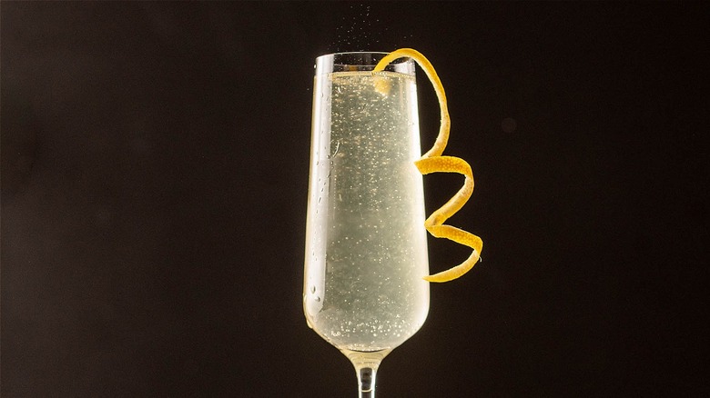 french 75 cocktail in flute
