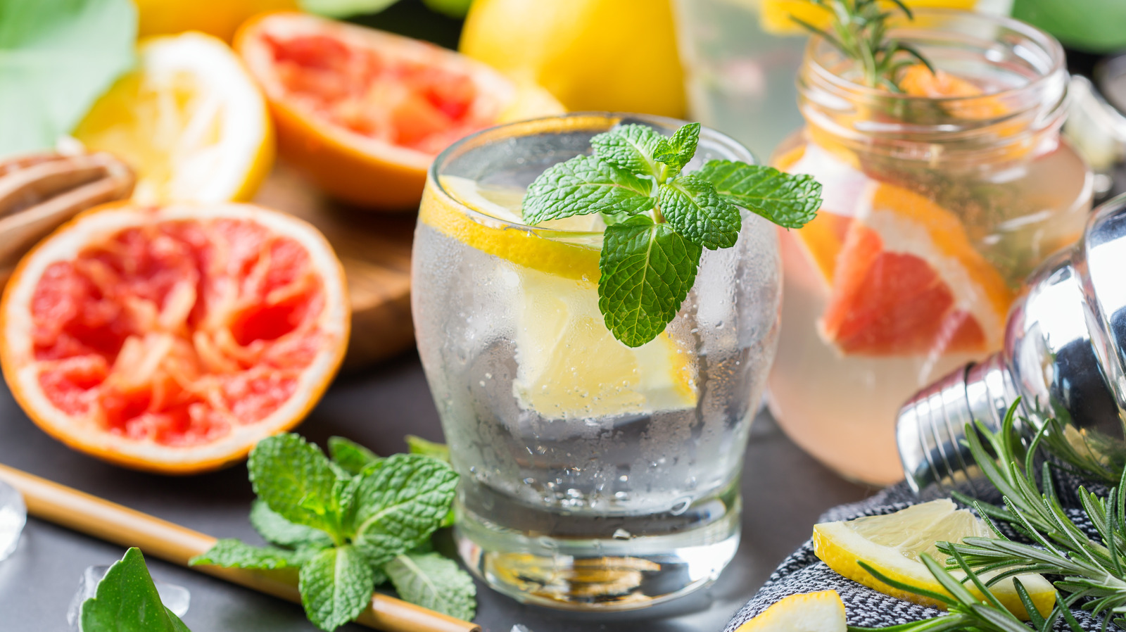 Fresca's New Canned Cocktails Are Inspired By 2 Bar Classics