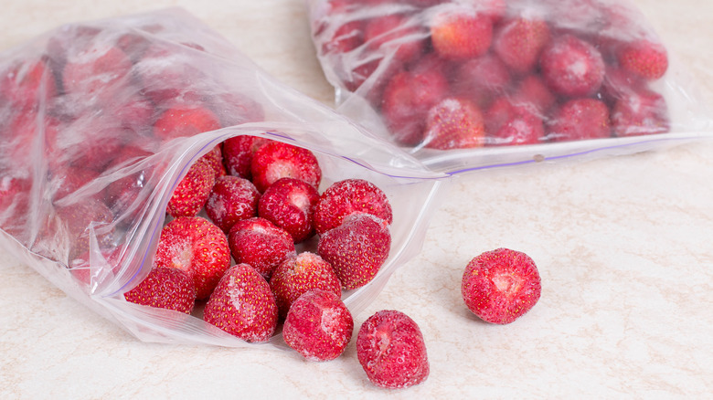 Fresh Strawberries Vs Frozen: Which Are Better For Baking Cookies?
