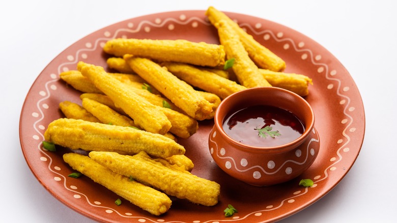 Baby corn fritters with dipping sauce