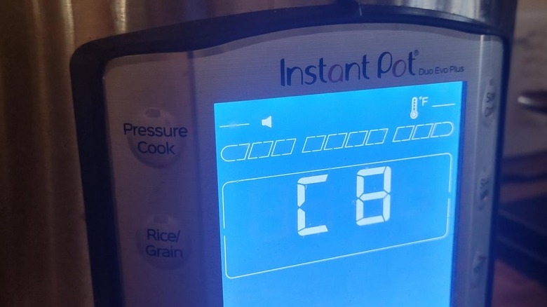 An Instant Pot screen displaying a C8 error code