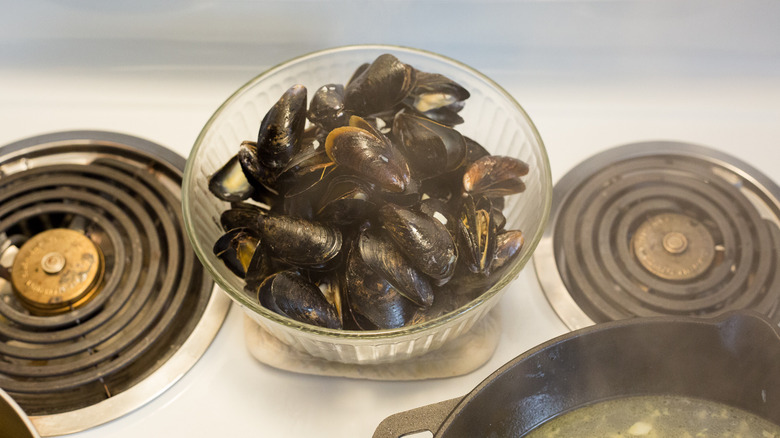 bowl of mussels on stovetop