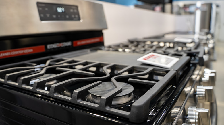gas range for sale in store