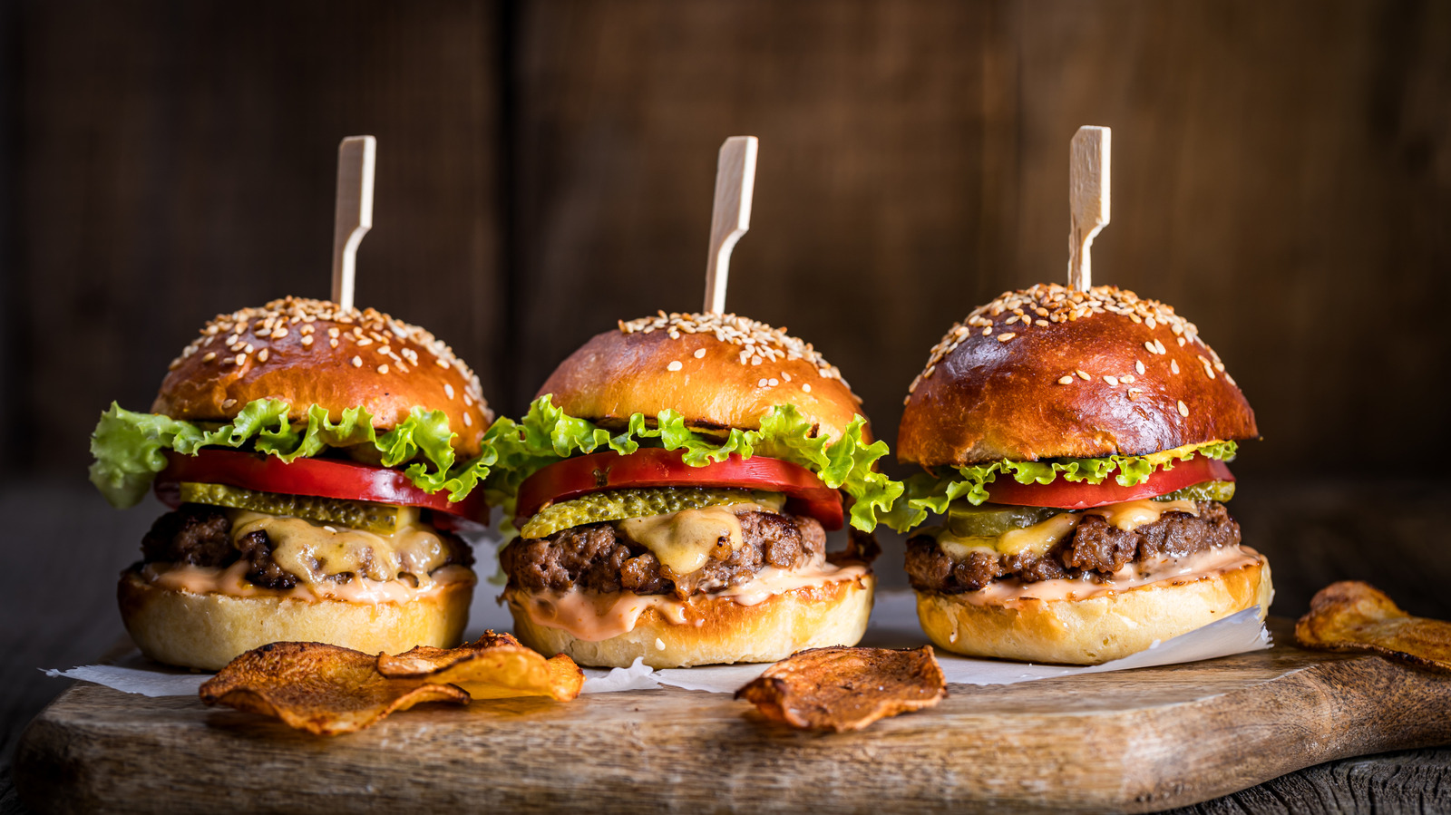 Give Any Sliders 10x More Flavor With This Mouthwatering Bun Technique